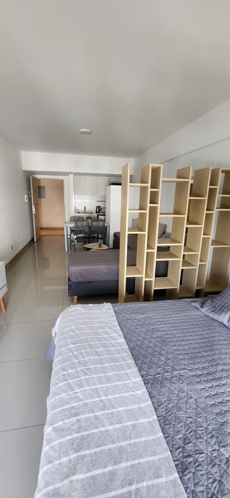 Apto En Paseo Cisterna En El Centro Caba Apartamento